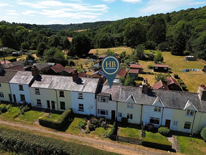 2 Bedroom Cottage For Sale In A Esk Valley, Grosmont, YO22