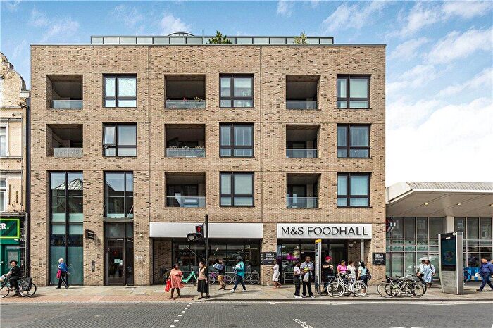 1 Bedroom Apartment For Sale In Kingsland High Street, London, E8