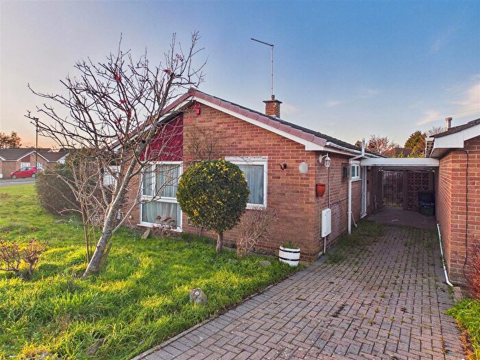 2 Bedroom Bungalow For Sale In Tranmere Grove, Brentry, Bristol, BS10