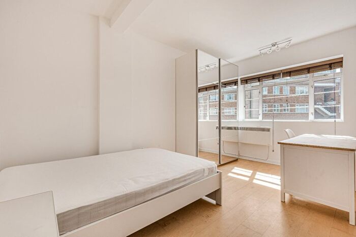 2 Bedroom Flat To Rent In West Kensington Court, Edith Villas, W14