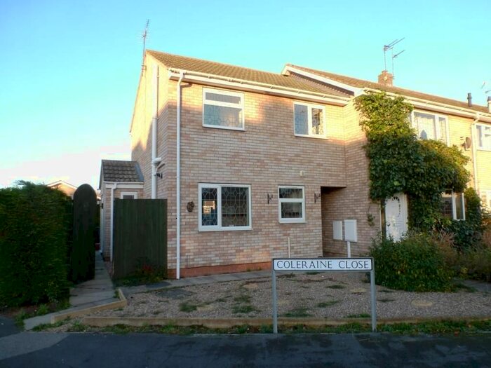 2 Bedroom End Of Terrace House To Rent In Coleraine Close, Lincoln, LN5
