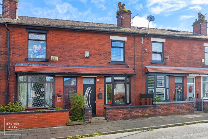 3 Bedroom Terraced House For Sale In Longfellow Avenue, Bolton, BL3