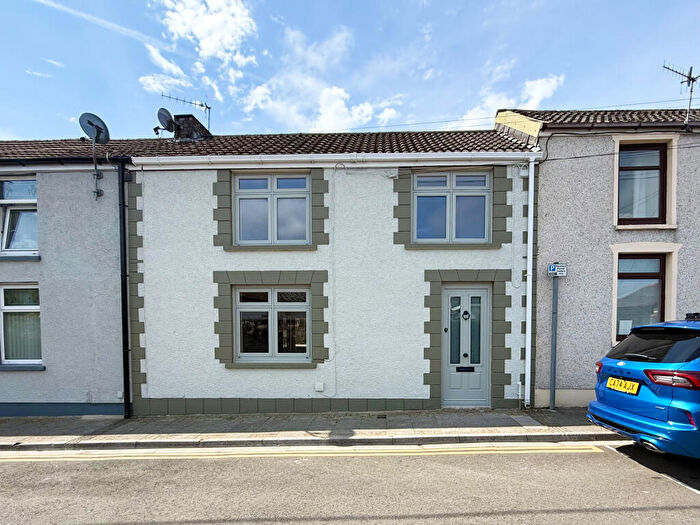 3 Bedroom Terraced House For Sale In Dumfries Street, Aberdare, Rhondda Cynon Taf, CF44