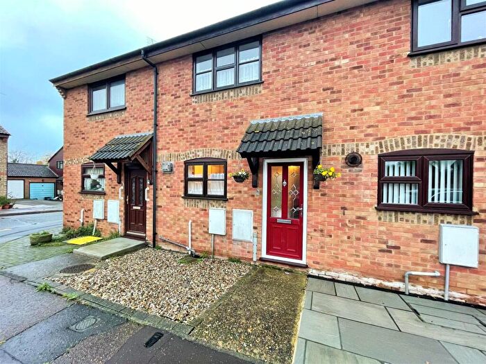 2 Bedroom Terraced House To Rent In Suffolk Avenue, Leigh On Sea, Essex, SS9