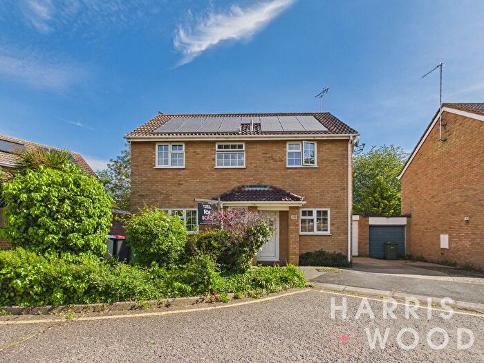 4 Bedroom Detached House For Sale In The Paddocks, Witham, Essex, CM8
