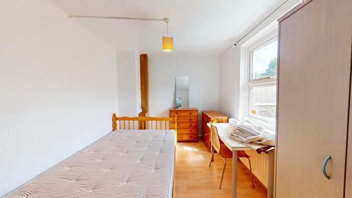 1 Bedroom Semi-Detached House To Rent In , Moulsecoomb, Brighton, BN1