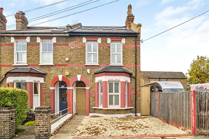 4 Bedroom Terraced House To Rent In Kemble Road, Forest Hill, SE23