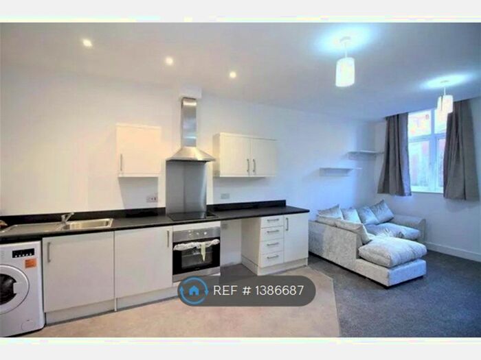 1 Bedroom Flat To Rent In Linthorpe Road, Middlesbrough, TS1