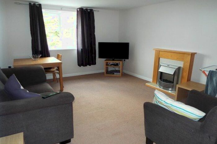 2 Bedroom Flat To Rent In Manhattan Gardens, Warrington, WA5