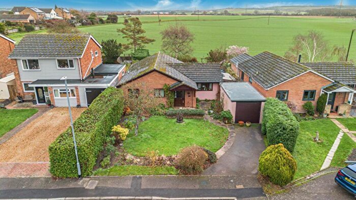 3 Bedroom Detached Bungalow For Sale In Parsons Drive, Ellington, Cambridgeshire., PE28