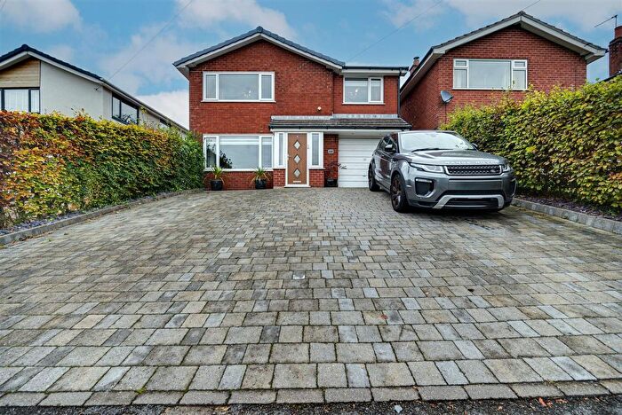 3 Bedroom Property For Sale In Beatty Drive, Congleton, CW12