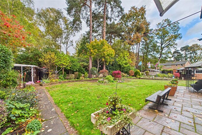 4 Bedroom End Terrace House For Sale In Ripplesmere, Bracknell, Berkshire, RG12