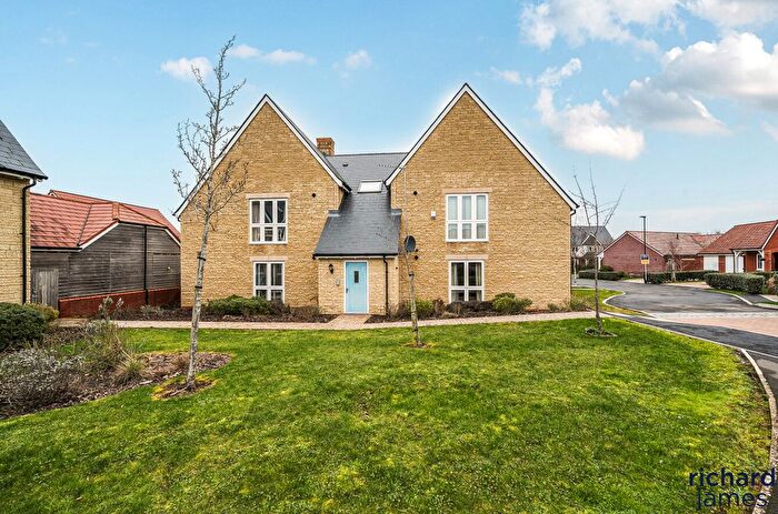 2 Bedroom Flat For Sale In Jeffrey Close, Tadpole Garden Village, Swindon, SN25