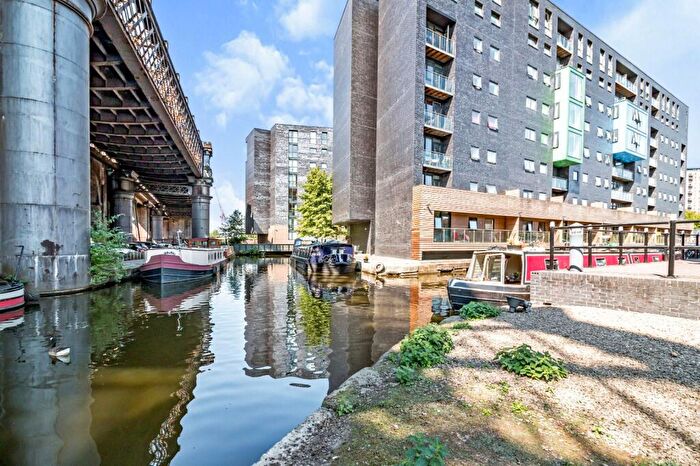 2 Bedroom Apartment To Rent In Potato Wharf, Manchester, Greater Manchester, M3