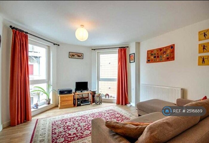 1 Bedroom Flat To Rent In Fenton Street, London, E1