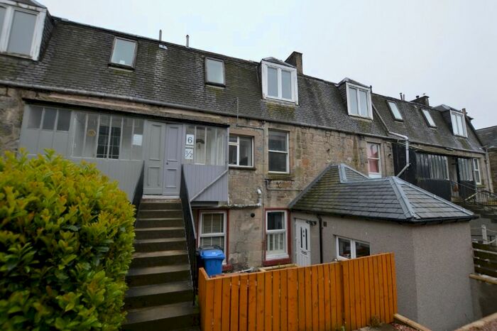 2 Bedroom Flat To Rent In Rose Street, Dunfermline, KY12