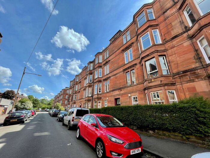 2 Bedroom Apartment To Rent In Dundrennan Road, Battlefield, G42