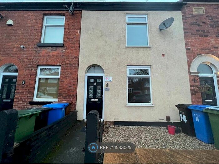 2 Bedroom Terraced House To Rent In Lowndes Lane, Stockport, SK2