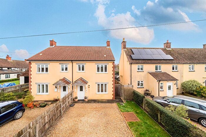3 Bedroom Semi Detached House For Sale In Curtis Close, Bishops Caundle, Sherborne, DT9