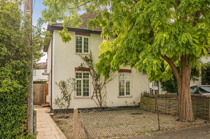 2 Bedroom Semi Detached House For Sale In Ferguson Avenue, Surbiton, KT5