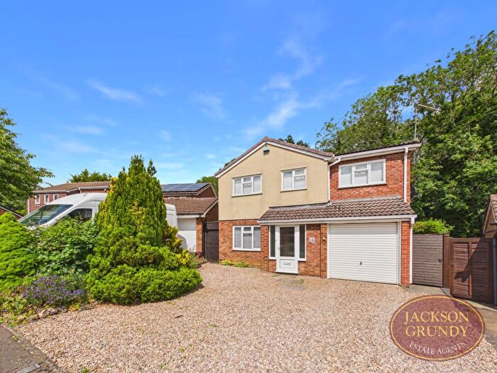 4 Bedroom Detached House For Sale In Lingswood Park, Lings, NN3