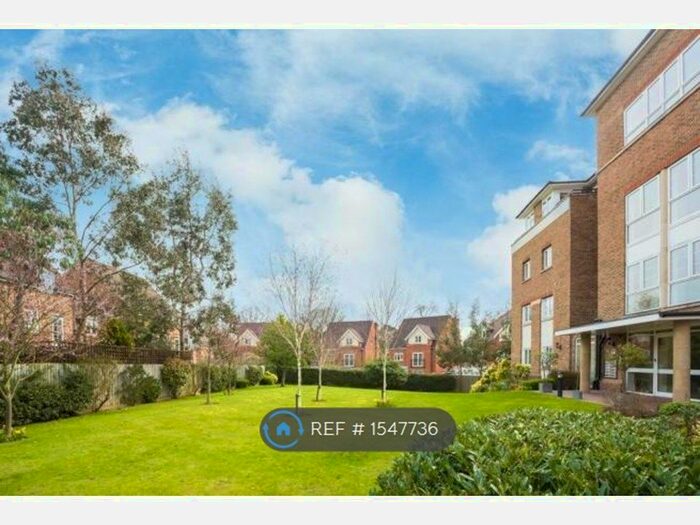 2 Bedroom Flat To Rent In Lady Aylesford Avenue, Stanmore, HA7