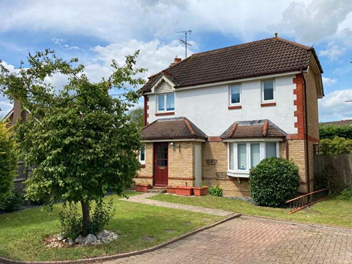 3 Bedroom Detached House To Rent In Tylden Way, Horsham, RH12