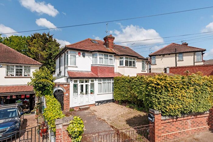 3 Bedroom Semi-Detached House For Sale In Harold Road, Chingford, E4