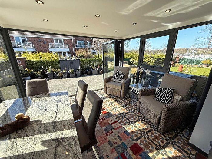 3 Bedroom Terraced House For Sale In Commissioners Wharf, North Shields, NE29