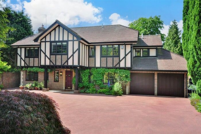 5 Bedroom Detached House For Sale In Beacon Road, Crowborough, East Sussex, TN6