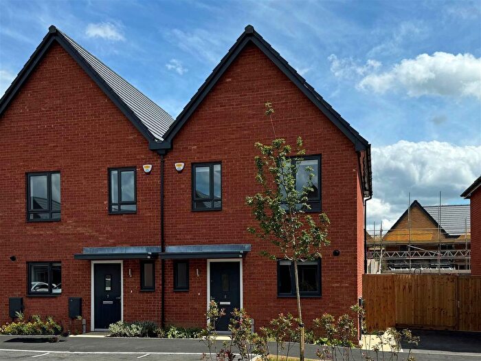 3 Bedroom End Of Terrace House To Rent In Wydon Road, Great Haddon, Peterborough, PE7