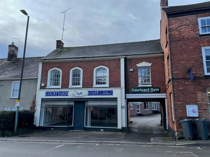 4 Bedroom Maisonette To Rent In Parsonage Street, Dursley, GL11