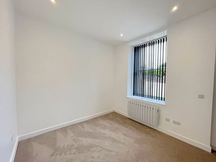 1 Bedroom Flat To Rent In Abbey Road, Torquay, TQ2
