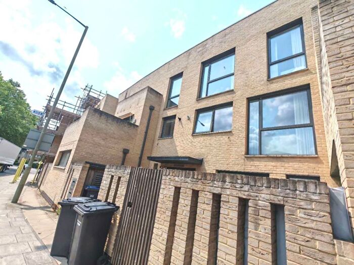 3 Bedroom Maisonette To Rent In Gower Court, Grahame Park Way, NW9