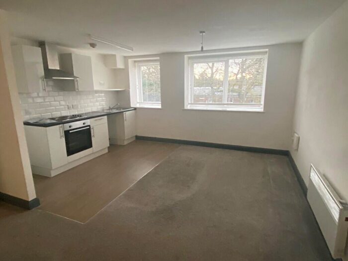 Studio To Rent In Brecon House, Browns Green, Birmingham, B20