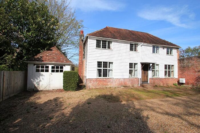 3 Bedroom Detached House For Sale In High Street, Hawkhurst, Kent, TN18