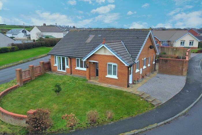 3 Bedroom Detached Bungalow For Sale In Hazelgrove, Seaton, CA14