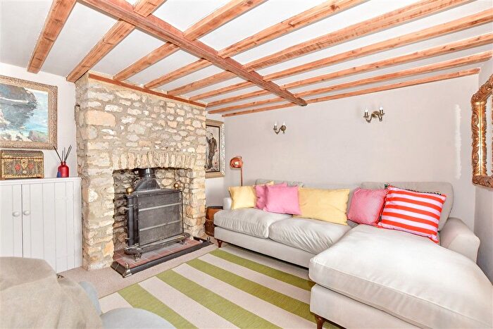 3 Bedroom Detached House For Sale In Albion Road, Selsey, Chichester, West Sussex, PO20