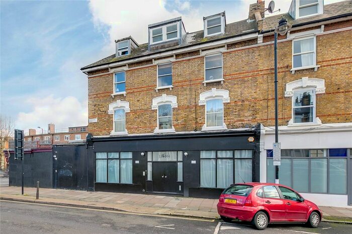 3 Bedroom Flat To Rent In Petherton Road, Islington, N5