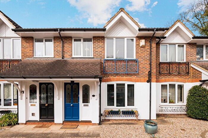 3 Bedroom Terraced House For Sale In Portmore Quays, Weybridge, KT13