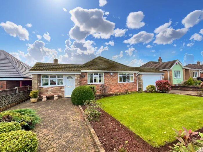 3 Bedroom Bungalow For Sale In Diamond Ridge, Barlaston, Stoke-On-Trent, ST12
