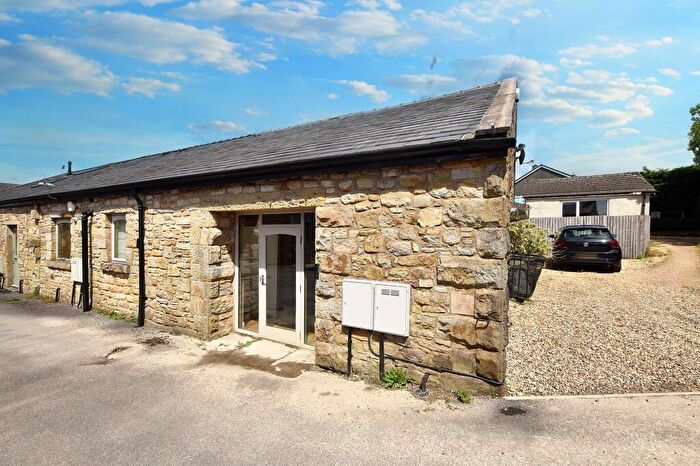 2 Bedroom Cottage To Rent In Mellor Brow, Mellor, BB2