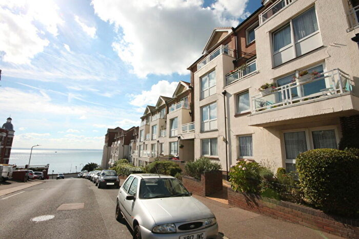 1 Bedroom Retirement Property For Sale In Homecove House, Holland Road, Westcliff-on-Sea, SS0