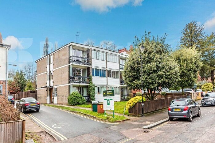 1 Bedroom Flat To Rent In Coolhurst Road, Crouch End, N8