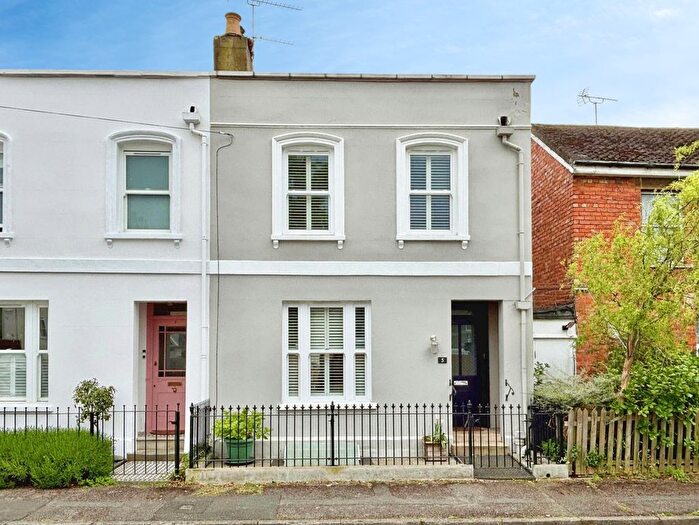 2 Bedroom End Of Terrace House For Sale In All Saints Terrace, Cheltenham, Gloucestershire, GL52