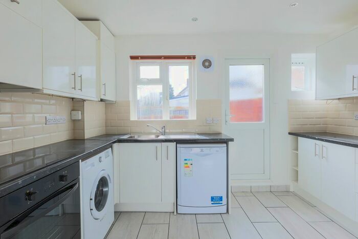 3 Bedroom Semi-Detached House To Rent In Brookfield Close, Mill Hill, London, NW7