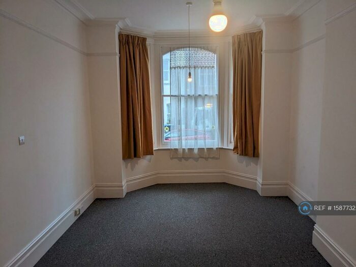 1 Bedroom Flat To Rent In Ethelbert Square, Westgate On Sea, CT8