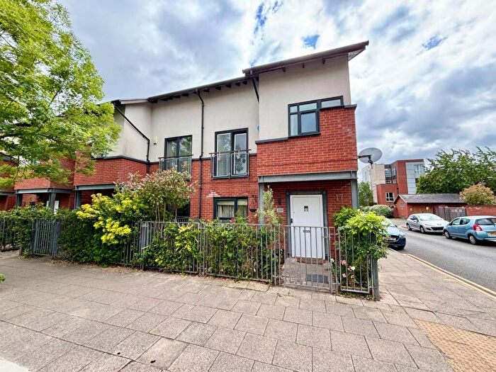 4 Bedroom Semi Detached House For Sale In The Boulevard, West Didsbury, M20