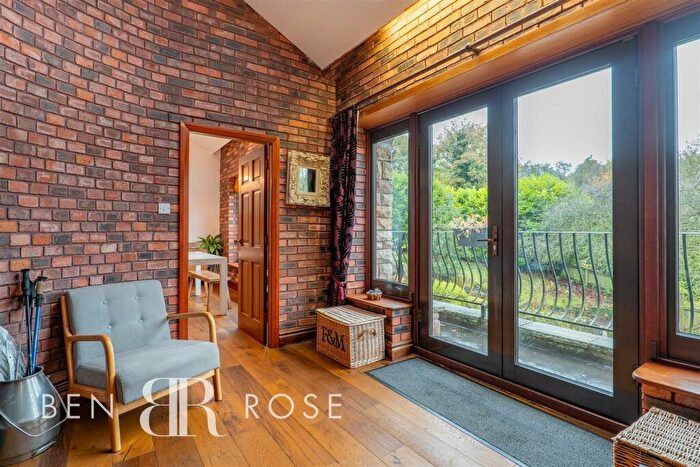 5 Bedroom Detached House For Sale In Hoggs Lane, Chorley, PR7