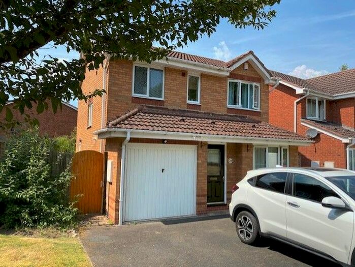 3 Bedroom Detached House To Rent In Porchester Close, Leegomery, Telford, TF1